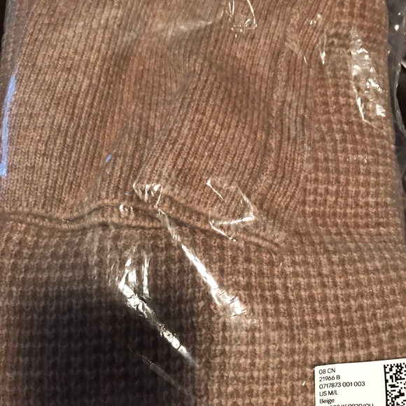 Brand new oversized knit sweater/poncho! TAN COLOR - Picture 2 of 2